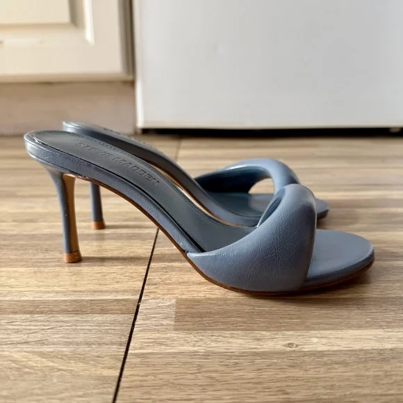 Steve Madden KIERAN blue vegan leather mule heel, women’s size 6 - Picture 3 of 8